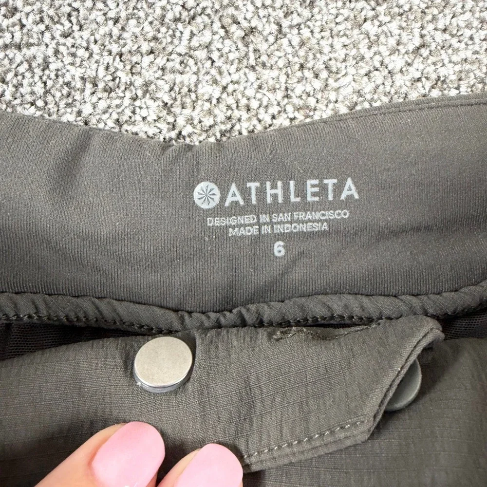 Athleta Trekkie North Shorts Women‎ 6 Dark Gray Ripstop Hiking Athletic Utility